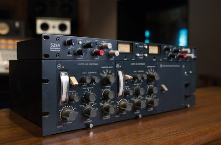 Rupert Neve Designs Shelford Diode Bridge Compressor
