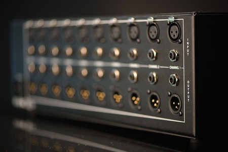 Rupert Neve Designs R10 Ten Space 500 Series Rack