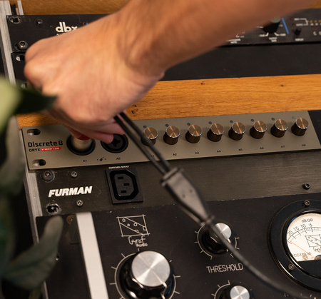 Antelope Audio Discrete 8 Oryx Synergy Core